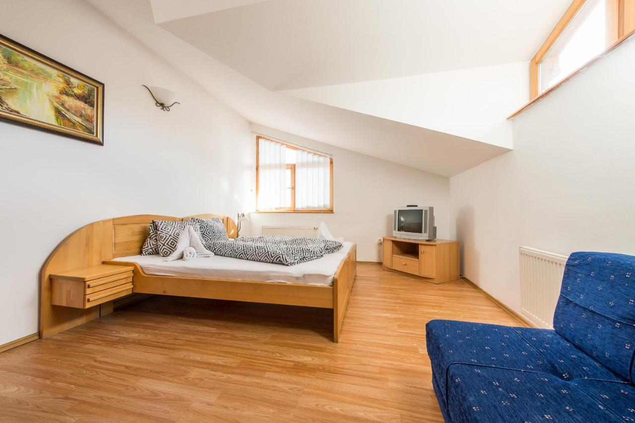 Hotel Euforia Nova Lesna Bagian luar foto