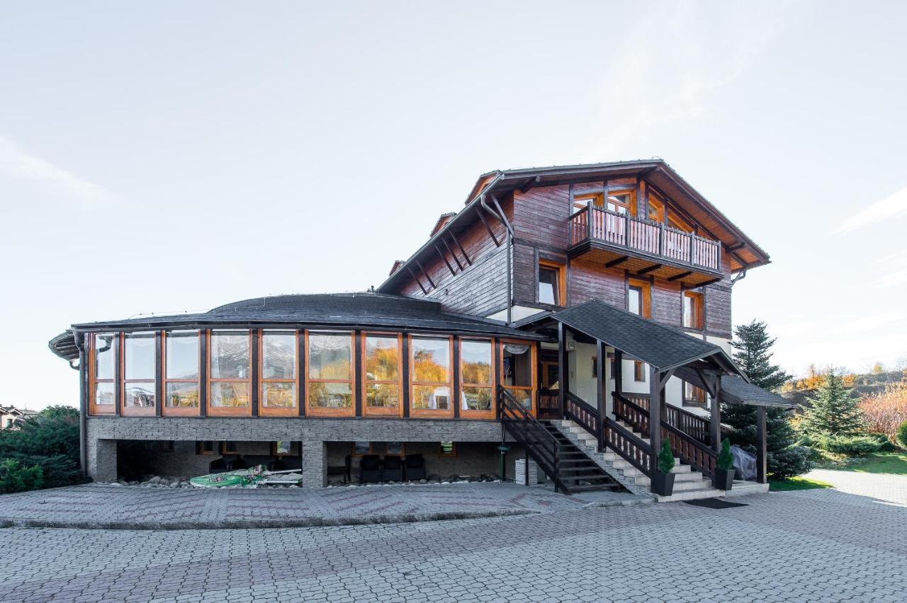 Hotel Euforia Nova Lesna Bagian luar foto